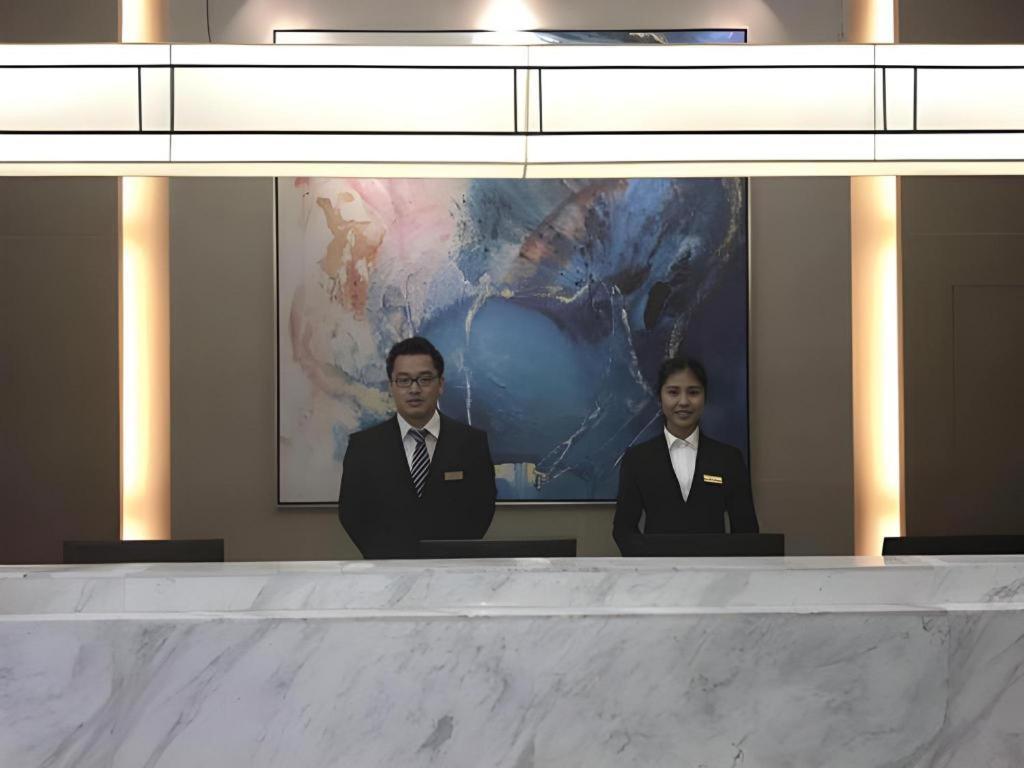 白玉兰商务酒店上海站白玉兰广场店 外观 照片