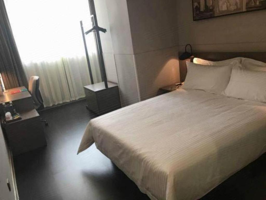 白玉兰商务酒店上海站白玉兰广场店 外观 照片